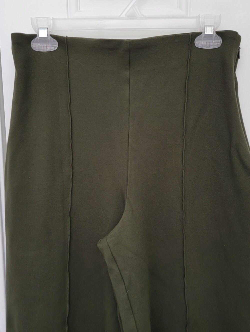 Quince Ultra-Stretch Ponte Super Wide Leg Ankle Pants Olive Green Size Large - Picture 3 of 11